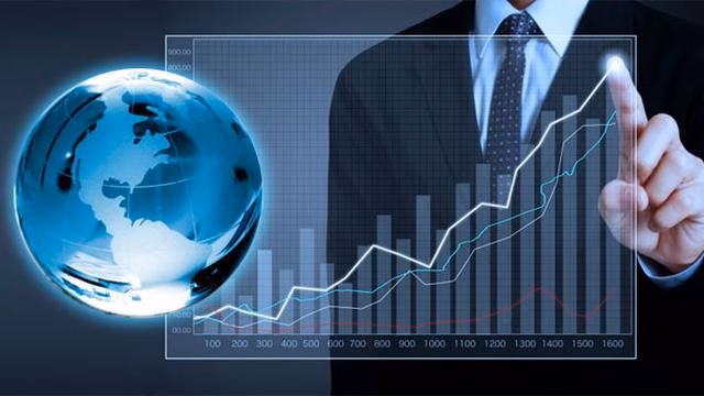 Bonus Demografi: Peluang Emas atau Jebakan Masa Depan?